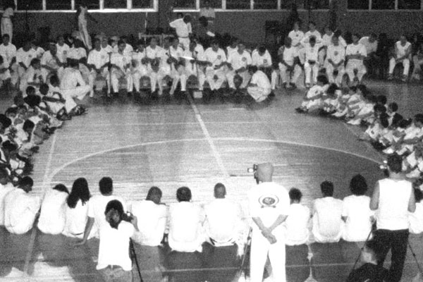 Grading ceremony Roda, Assoc. de Capoeira Senzala de Santos, Santos, Brazil 2002